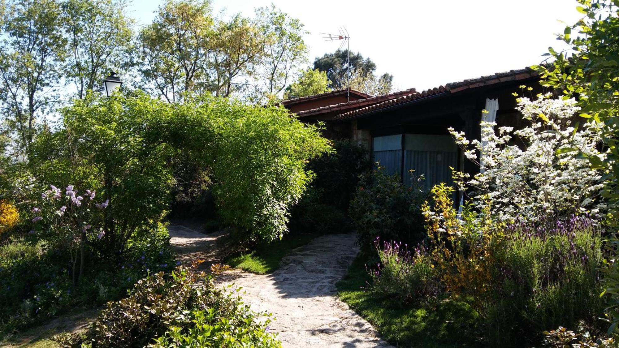 Apartamentos El Roble Valverde de la Vera Exterior foto